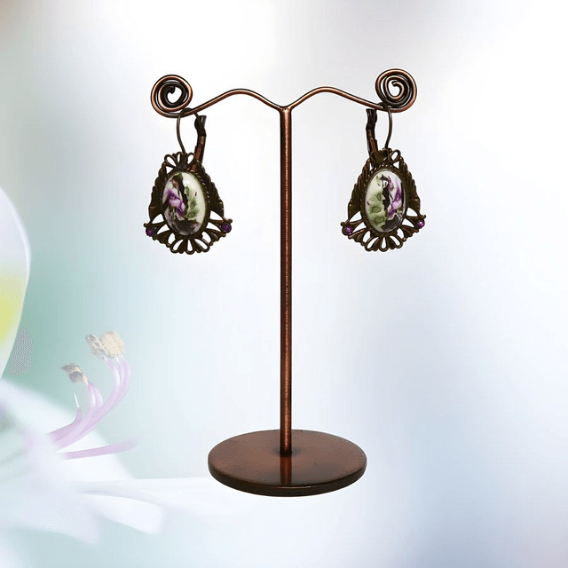 Boucles d'oreilles dormeuses rétro pensées mauves