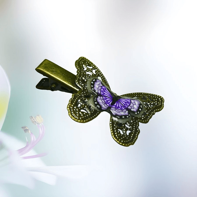 Pince croco épingle papillon violet