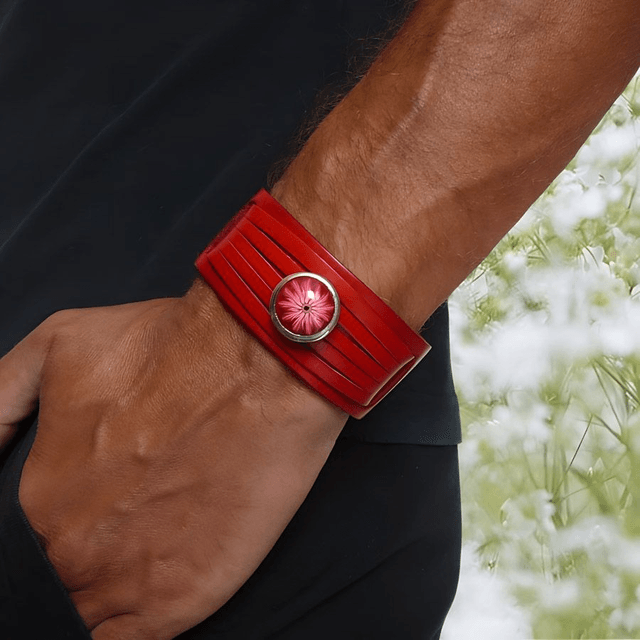 Bracelet large homme cuir rouge marguerite rouge