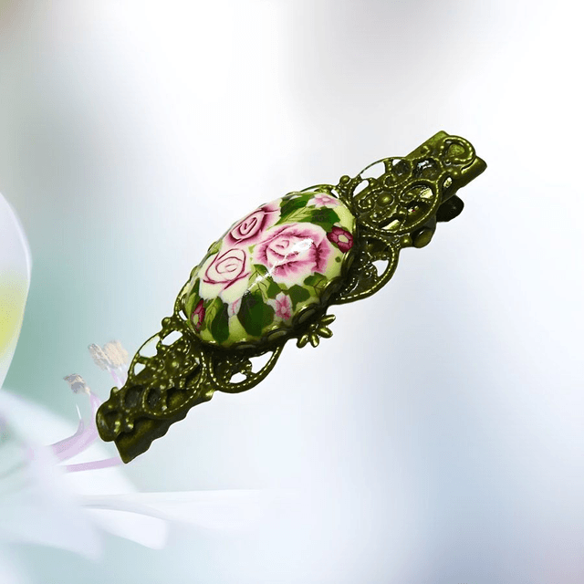 Pince croco estampe rétro trois roses
