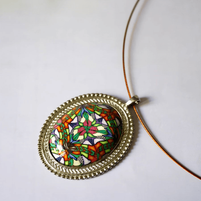 Collier ras de cou bohème ovale mandala orange